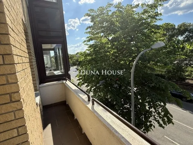 Eladó lakás Budapest VI. kerület 69 nm