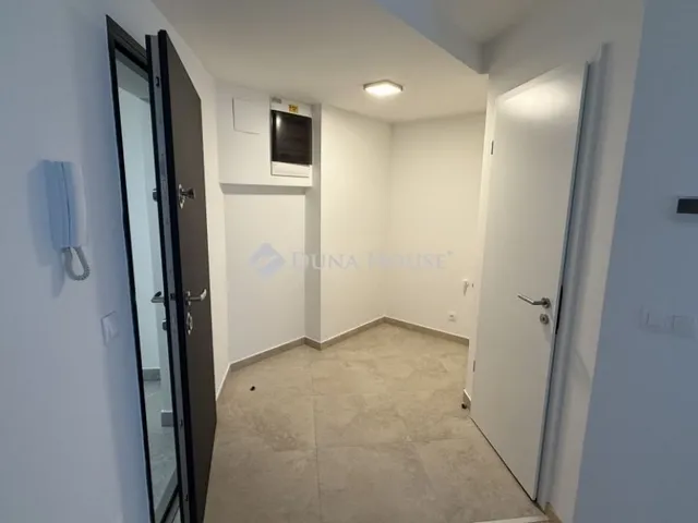 Eladó lakás Budapest VI. kerület 73 nm