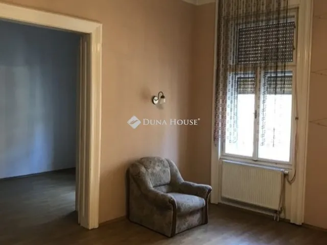 Eladó lakás Budapest VIII. kerület 87 nm