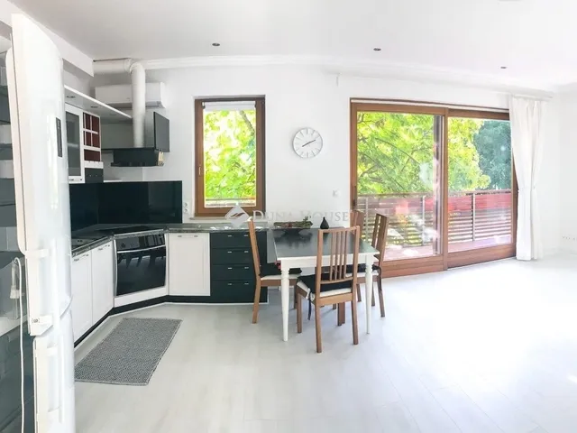 Eladó lakás Budapest II. kerület 118 nm