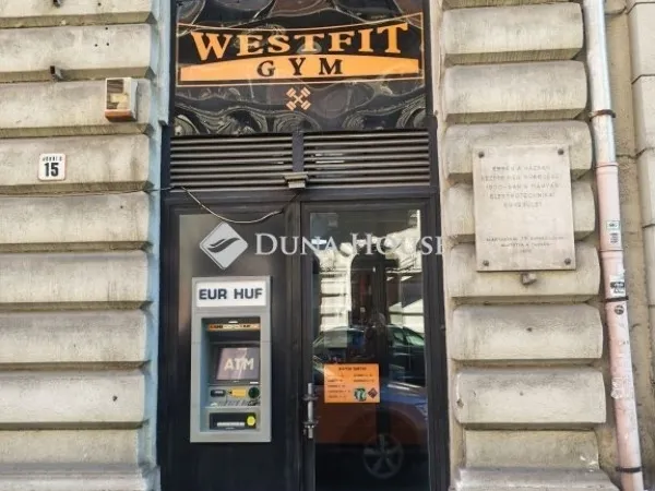 Eladó kereskedelmi és ipari ingatlan Budapest VI. kerület 762 nm