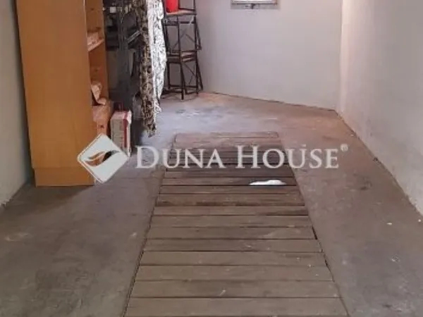 Eladó garázs Budapest XIII. kerület 18 nm