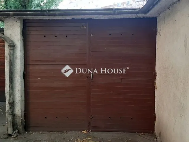 Eladó garázs Budapest XIII. kerület 18 nm