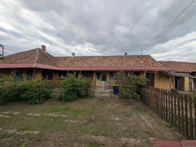 Eladó ház Csenger 120 nm