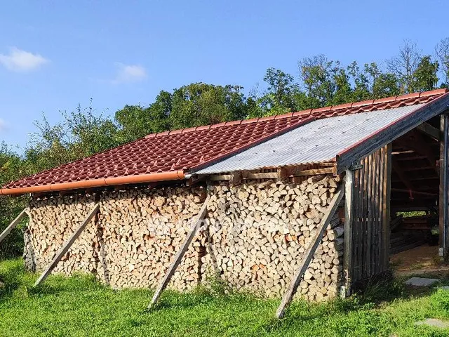 Eladó ház Pannonhalma 272 nm