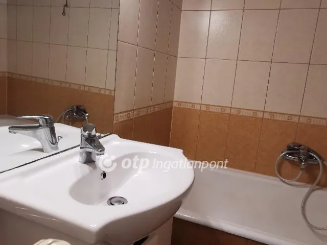 Eladó lakás Csorna 71 nm