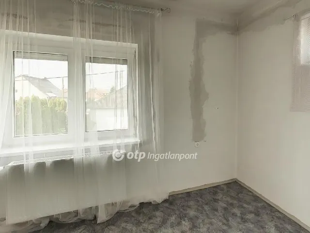 Eladó ház Győrzámoly 176 nm