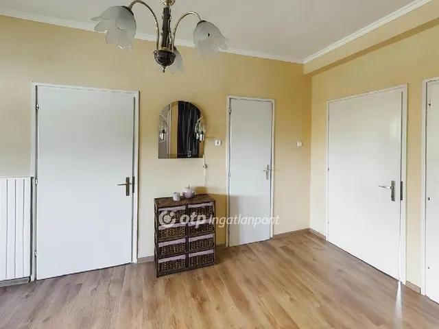 Eladó ház Győrzámoly 176 nm