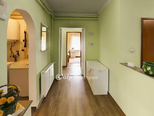 Eladó ház Győrzámoly 176 nm
