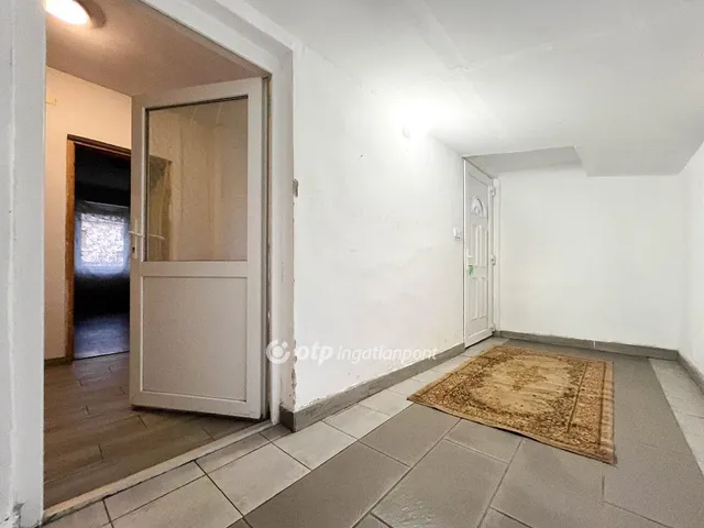 Eladó ház Pápateszér 89 nm
