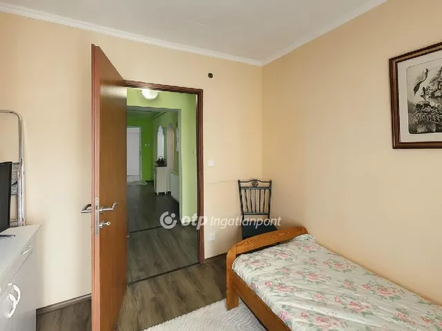 Eladó ház Győrzámoly 176 nm