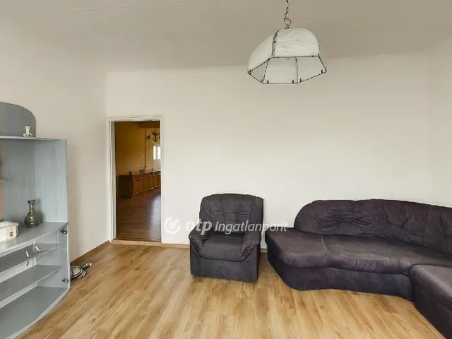 Eladó ház Győrzámoly 176 nm