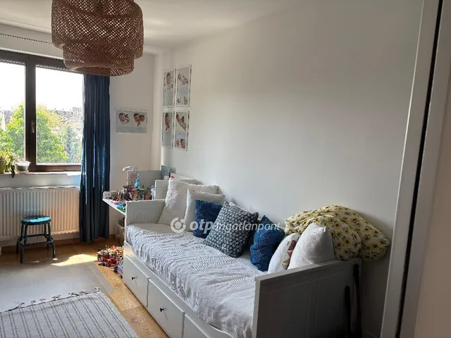 Eladó lakás Győr 139 nm