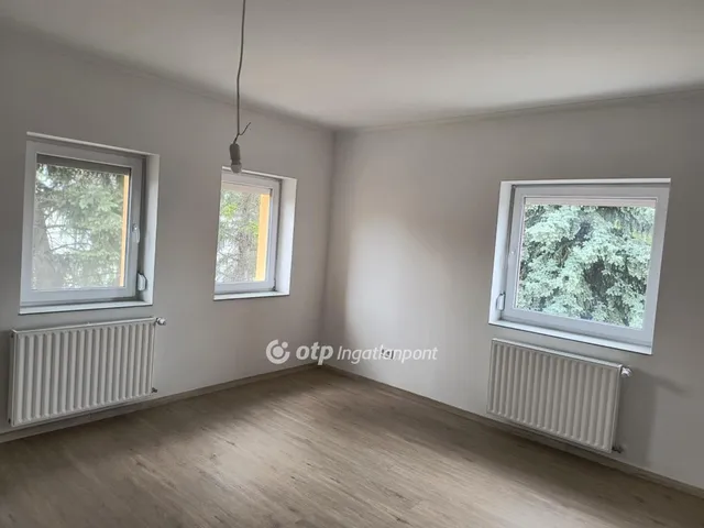 Eladó lakás Győr, Szabadhegy 80 nm
