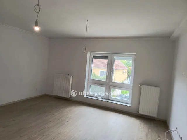Eladó lakás Győr, Szabadhegy 80 nm