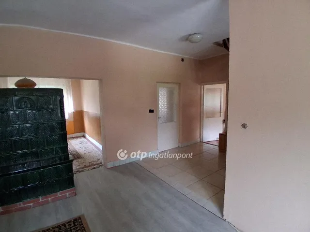 Eladó ház Ács 135 nm