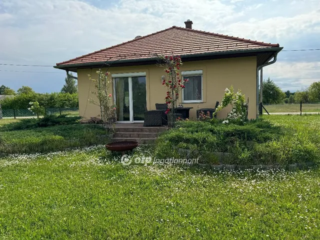 Eladó ház Hövej 62 nm