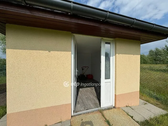 Eladó ház Hövej 62 nm