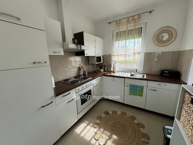 Eladó ház Hövej 62 nm