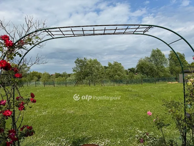 Eladó ház Hövej 62 nm