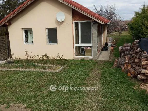 Eladó ház Győrújbarát 60 nm