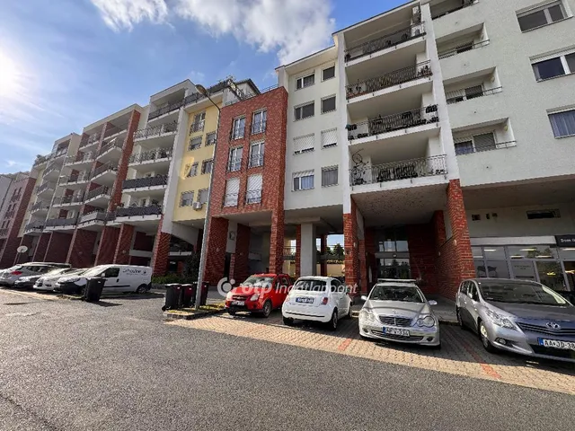 Eladó lakás Győr 64 nm