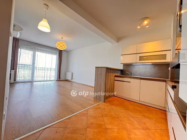 Eladó lakás Győr 64 nm
