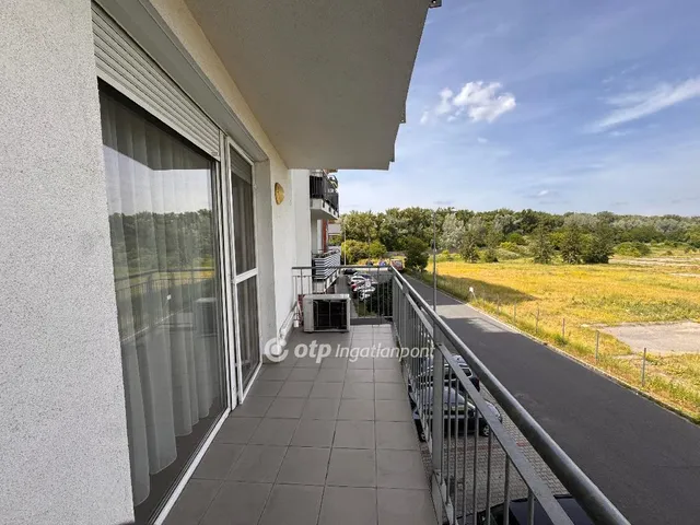 Eladó lakás Győr 64 nm