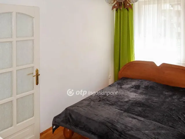 Eladó lakás Győr 77 nm