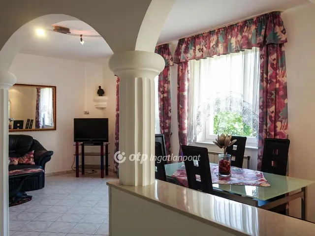 Eladó lakás Győr 77 nm