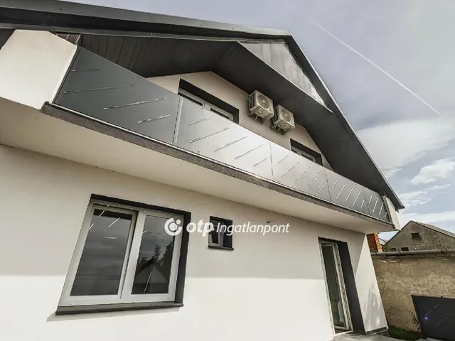 Eladó ház Gyenesdiás 150 nm