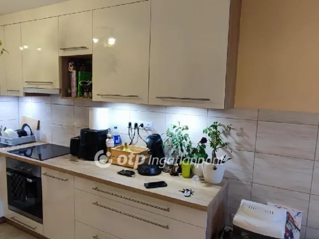 Eladó lakás Győr 76 nm