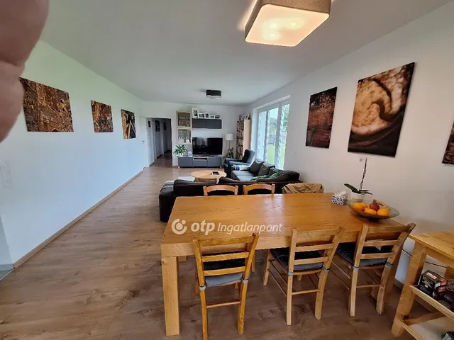 Eladó ház Máriakálnok 120 nm