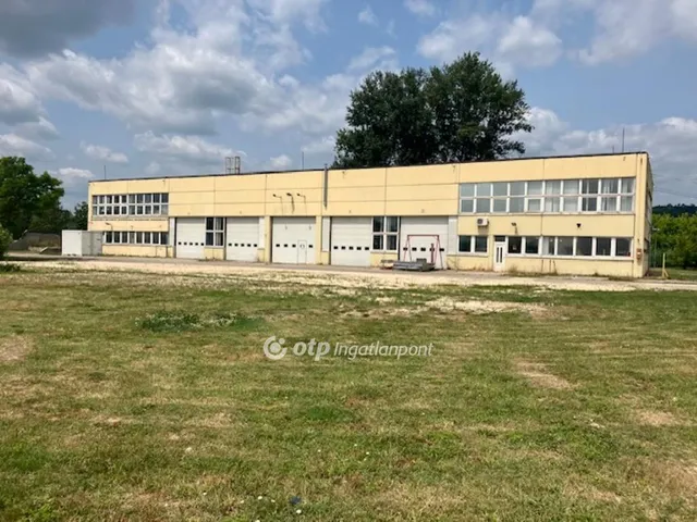 Eladó kereskedelmi és ipari ingatlan Zsámbék 1017 nm