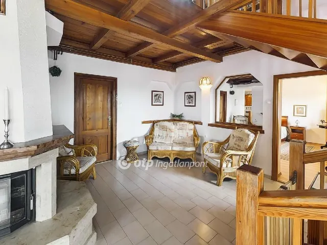 Eladó ház Tatabánya 280 nm