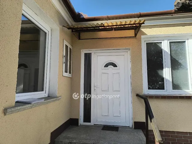 Eladó ház Győrladamér 90 nm