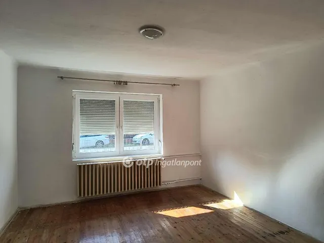 Eladó ház Győrladamér 90 nm