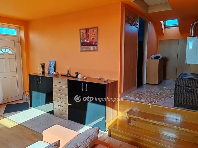 Eladó lakás Győr 54 nm