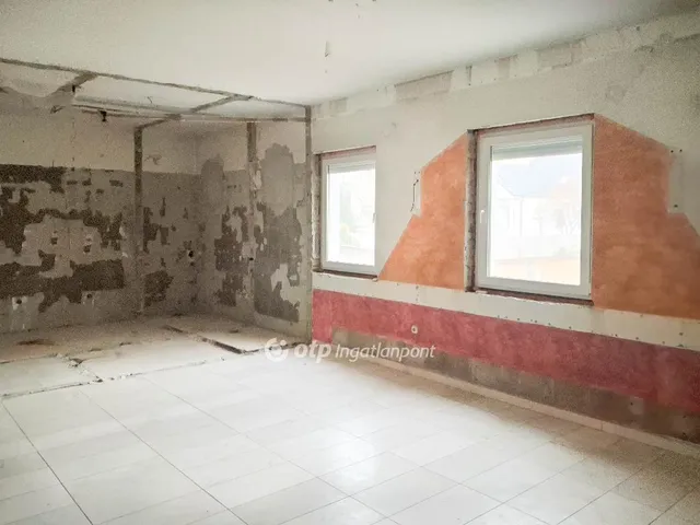 Eladó ház Győr 360 nm