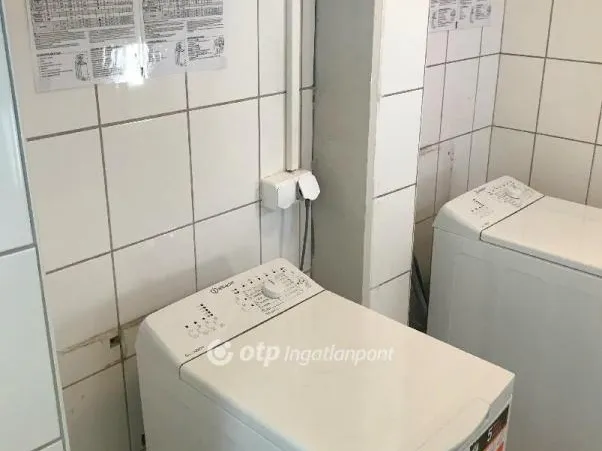 Eladó kereskedelmi és ipari ingatlan Mosonmagyaróvár 730 nm