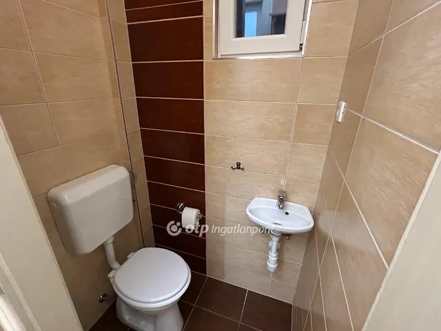 Eladó lakás Győr 69 nm