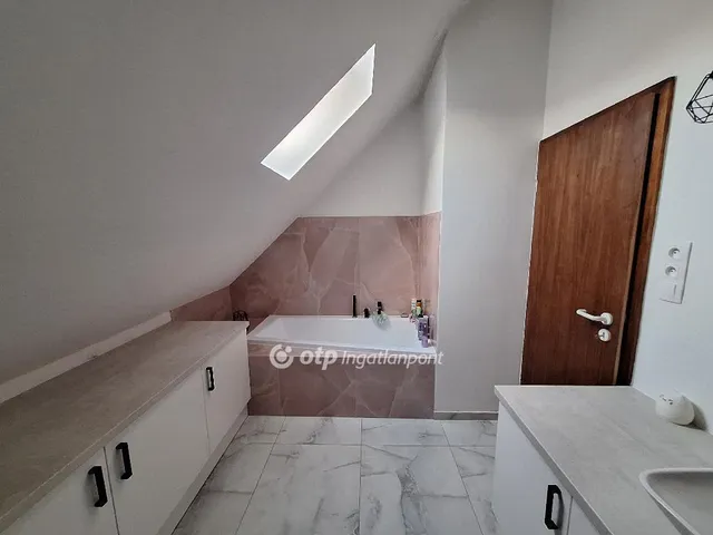 Eladó ház Mosonmagyaróvár 246 nm