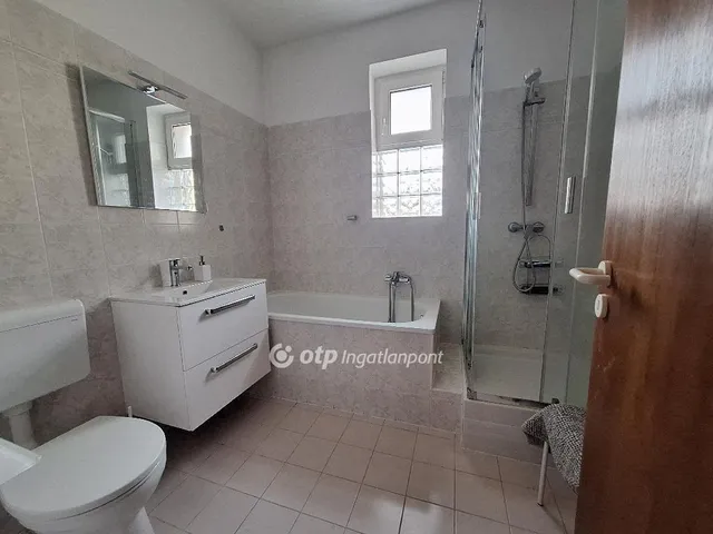 Eladó ház Mosonmagyaróvár 246 nm