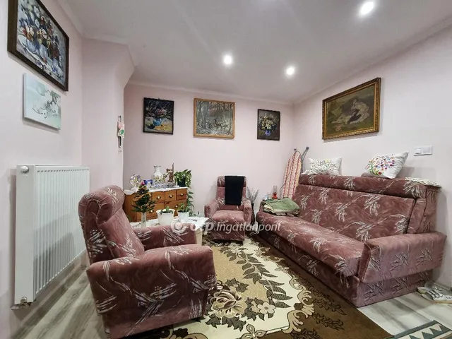 Eladó ház Bakonytamási 99 nm