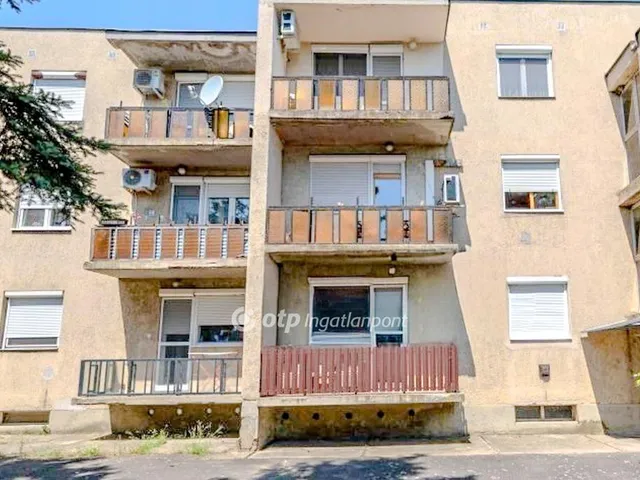 Eladó lakás Bábolna 78 nm