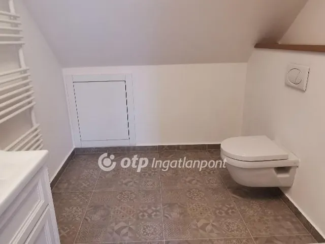 Eladó ház Pannonhalma 176 nm