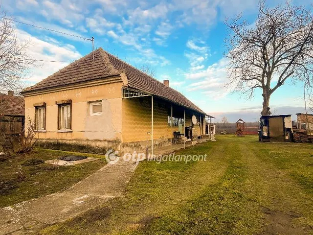 Eladó ház Bakonybánk 90 nm