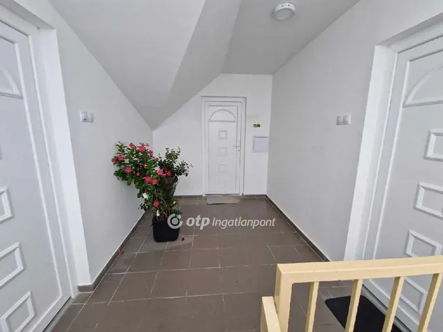 Eladó lakás Győr 74 nm