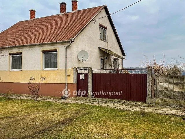 Eladó ház Markotabödöge 95 nm