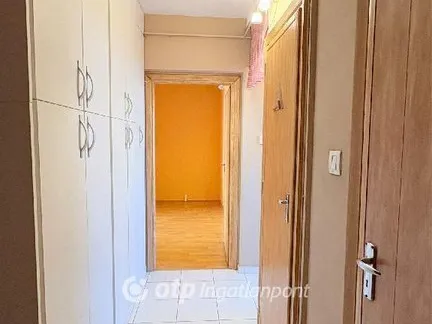 Eladó lakás Győr 55 nm